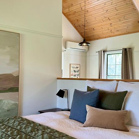 Clonmara Country House And Cottages 포트페어리 외부 사진