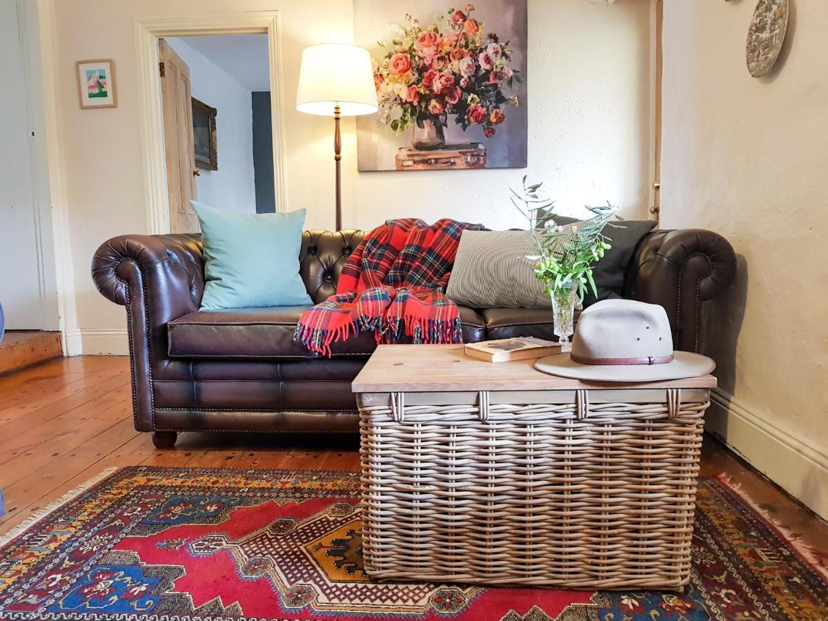 Clonmara Country House And Cottages 포트페어리 외부 사진