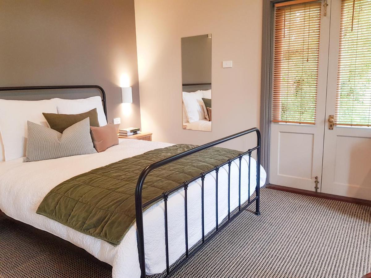 Clonmara Country House And Cottages 포트페어리 외부 사진