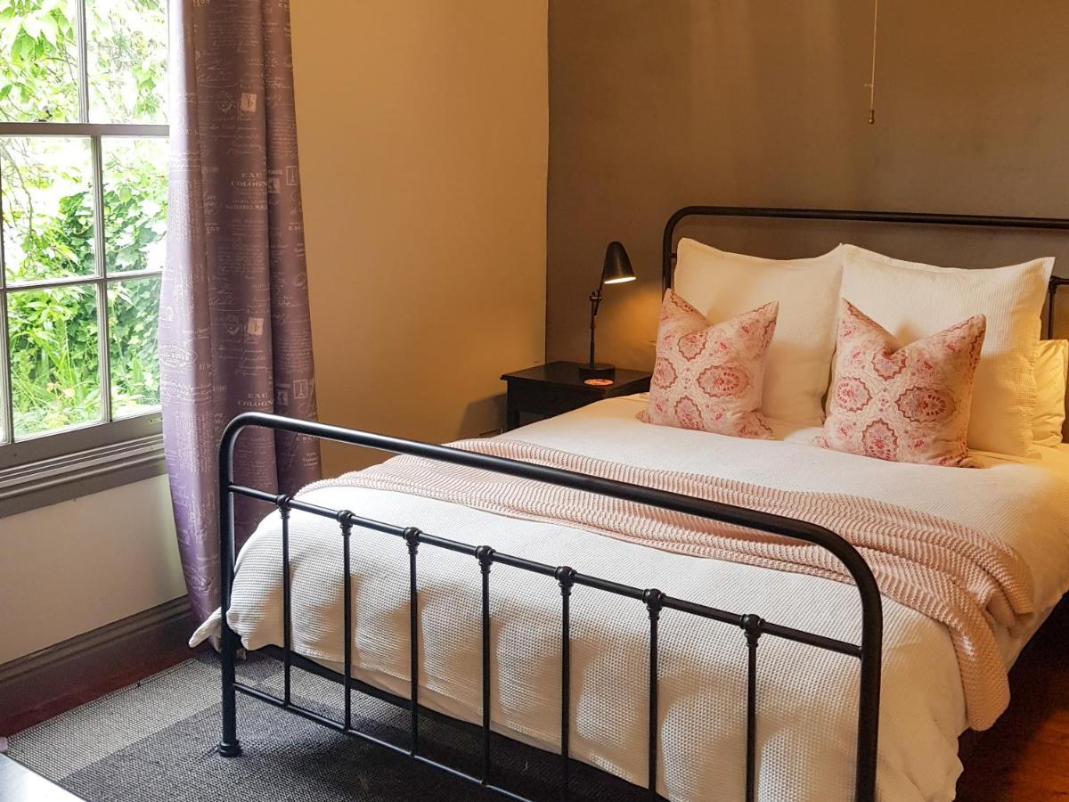Clonmara Country House And Cottages 포트페어리 외부 사진