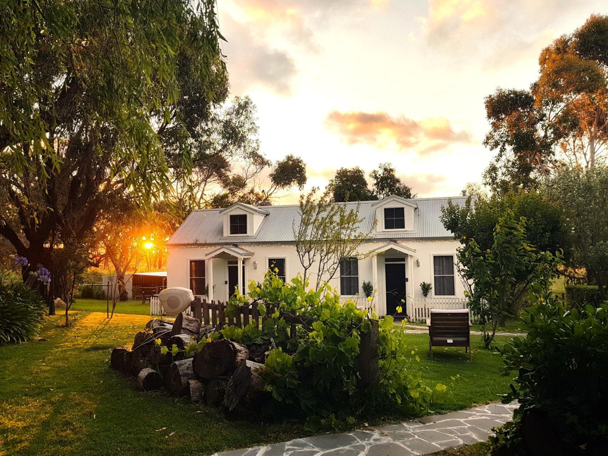 Clonmara Country House And Cottages 포트페어리 외부 사진